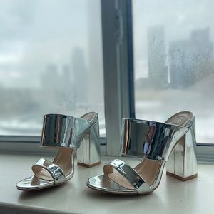 Metallic wedge sandals